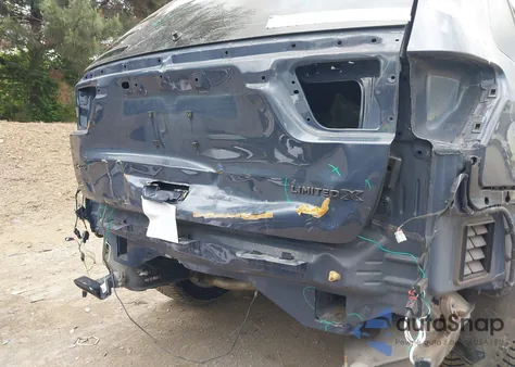 2020 Jeep Grand Cherokee Limited X 4X4 z USA, uszkodzony, nr VIN 1C4RJFBT4LC106890